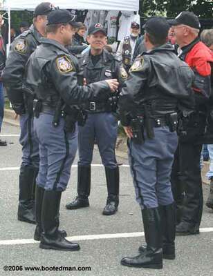 Cops23.jpg