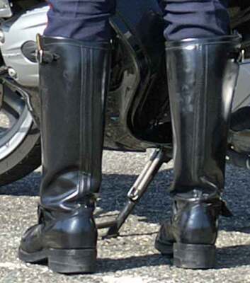 Boots18.jpg