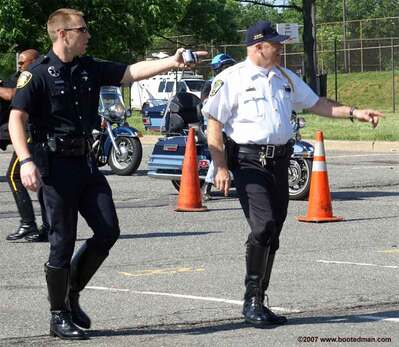 Cops05.jpg