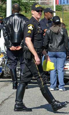 Cops08.jpg