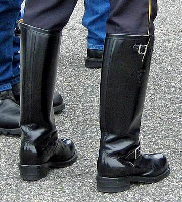 Boots16.jpg