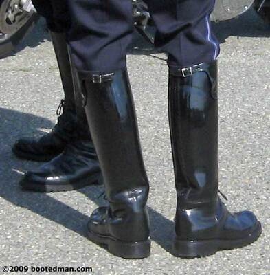 Boots05.jpg