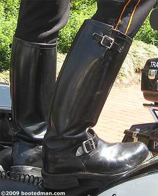 Boots27.jpg