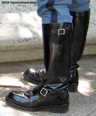 Boots31.jpg