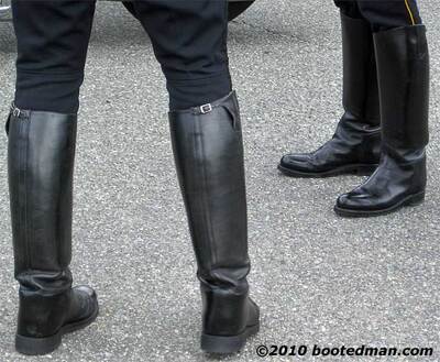 Boots02.jpg