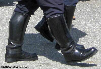 Boots32.jpg