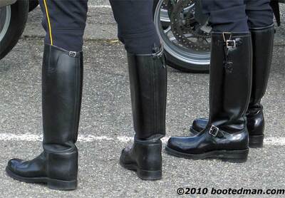 Boots01.jpg