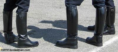 Boots35.jpg