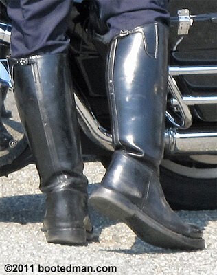 Boots30.jpg