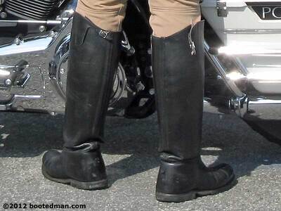 Boots09.jpg