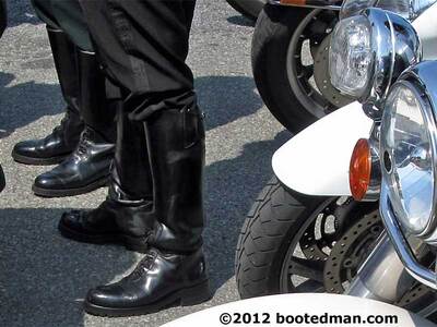 Boots11.jpg