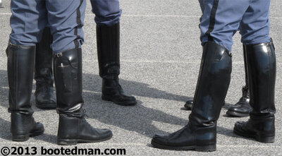 Boots03.jpg