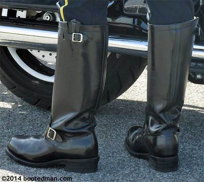 Boots04.jpg