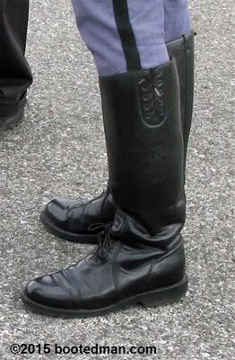 Boots07.jpg