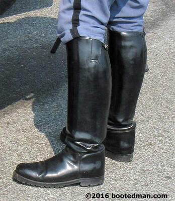 Boots10.jpg