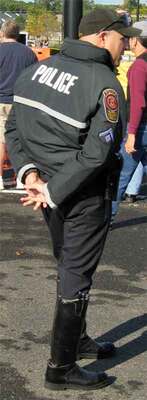 Cops03.jpg