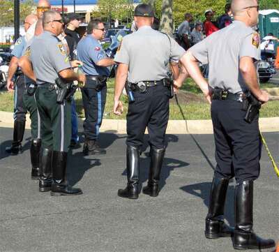 Cops11.jpg