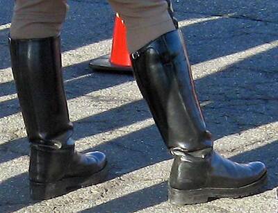 Boots03.jpg