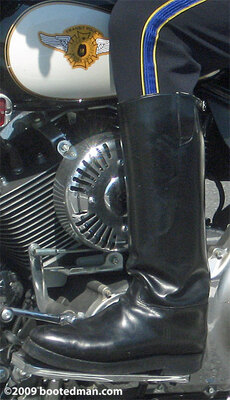 Boots14.jpg