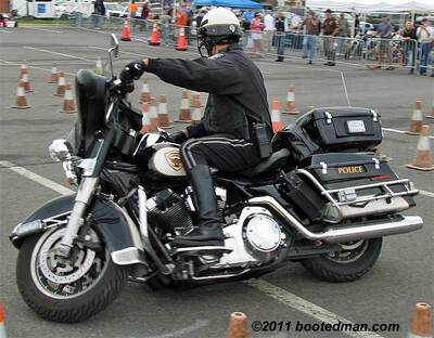 Cops08.jpg
