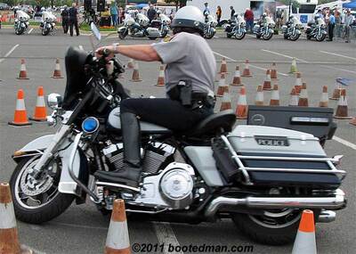 Cops30.jpg