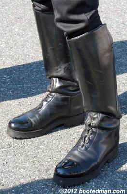 Boots12.jpg