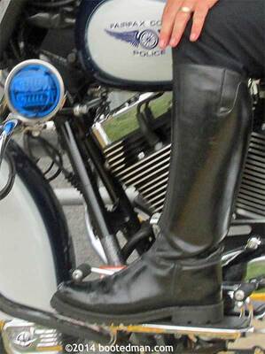 Boots09.jpg