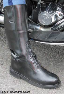 Boots11.jpg