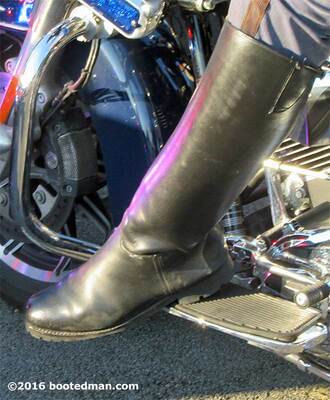 Boots37.jpg