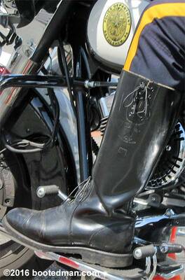 Boots16.jpg