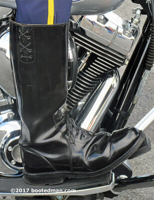 Boots28.jpg
