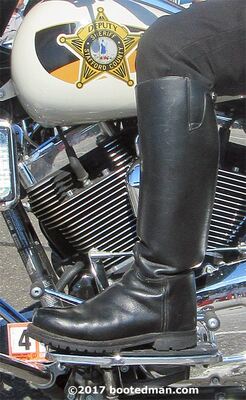 Boots10.jpg