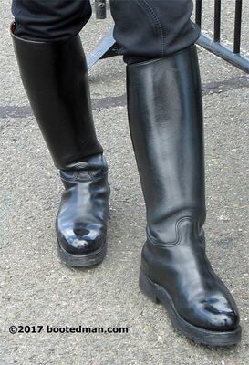Boots38.jpg