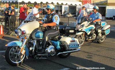 Procession02.jpg