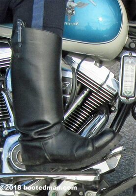 Boots30.jpg