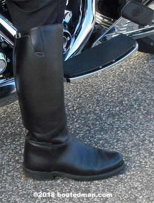 Boots27.jpg