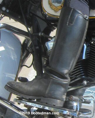 Boots04.jpg